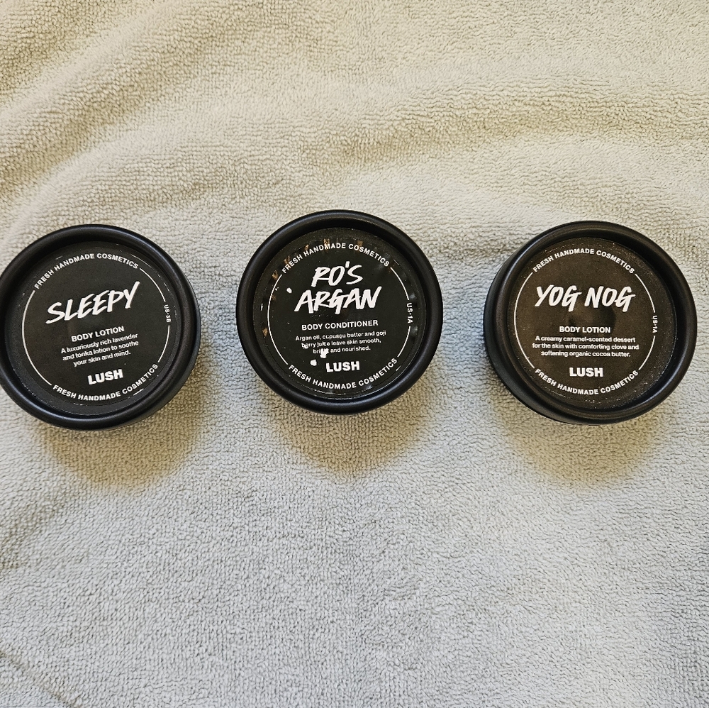 Lush Cosmetics Bundle - Picture 2 of 11